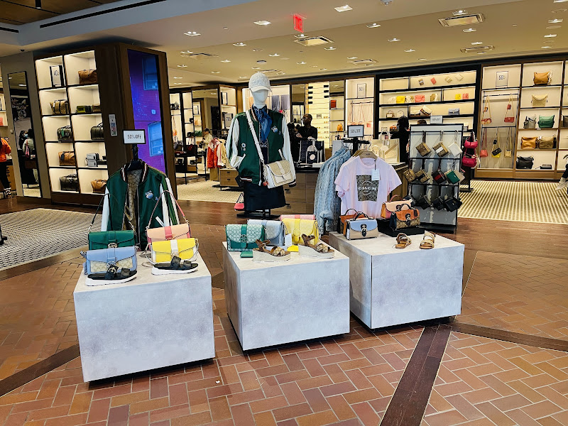 COACH Outlet