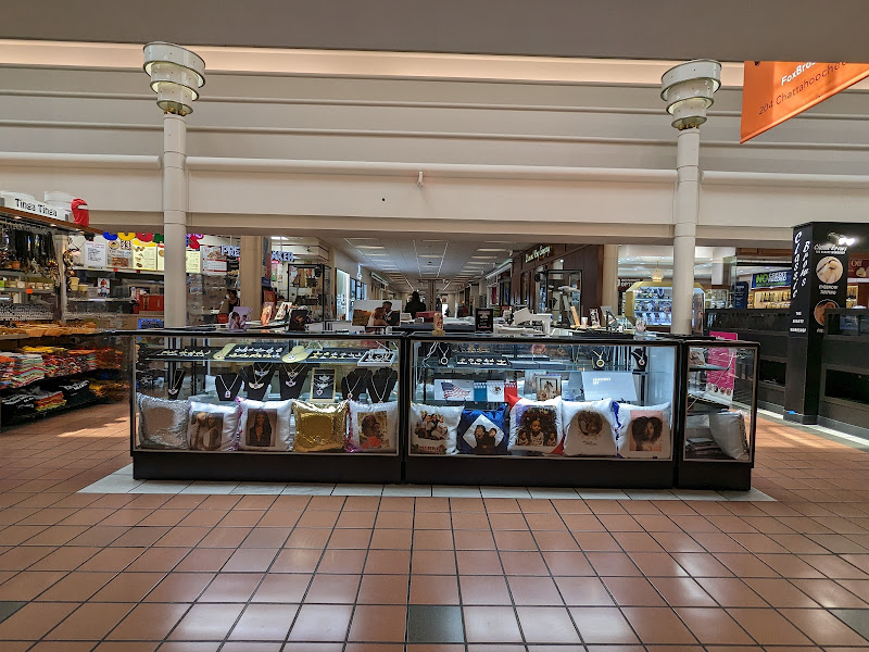 Custom jewelry and Gift Shop