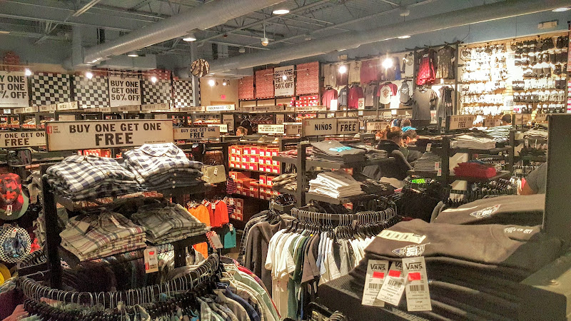 VANS OUTLET