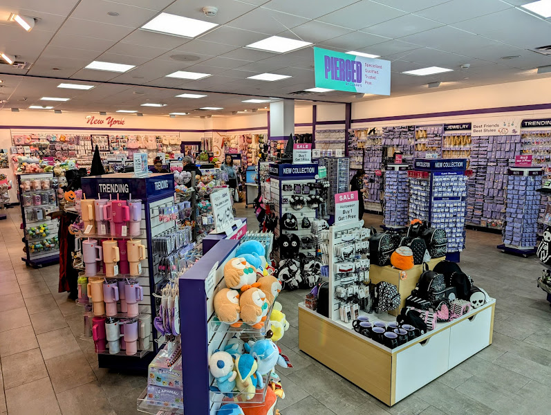 claire's