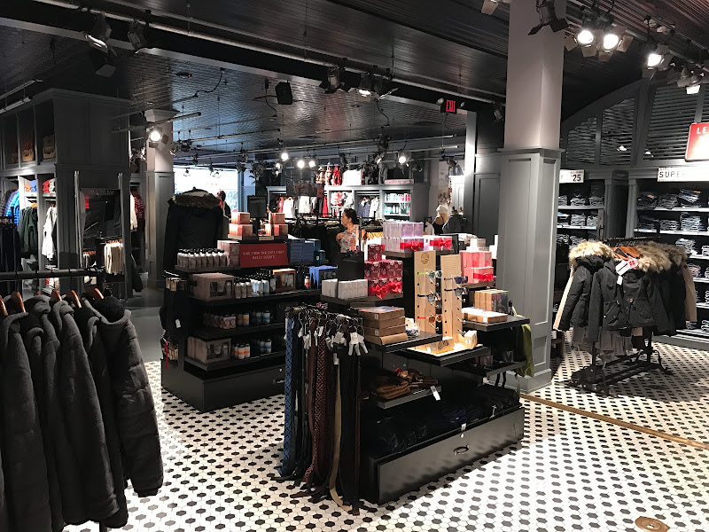 Hollister