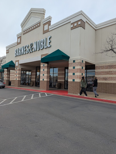Woodland Plaza