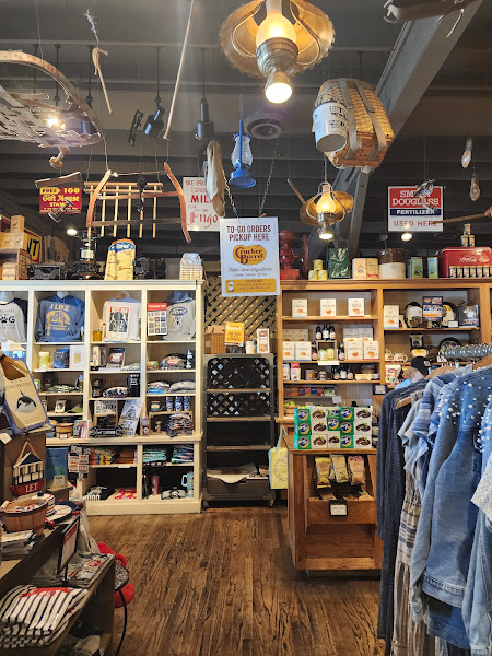 Cracker Barrel
