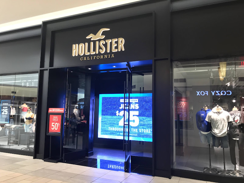 Hollister Co.