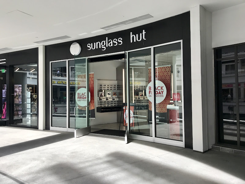 Sunglass Hut