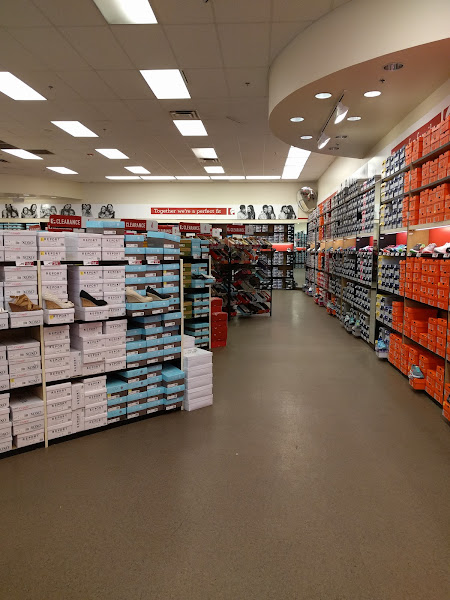 Famous Footwear
