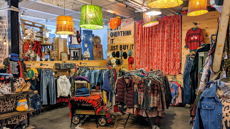 417 Vintage Market