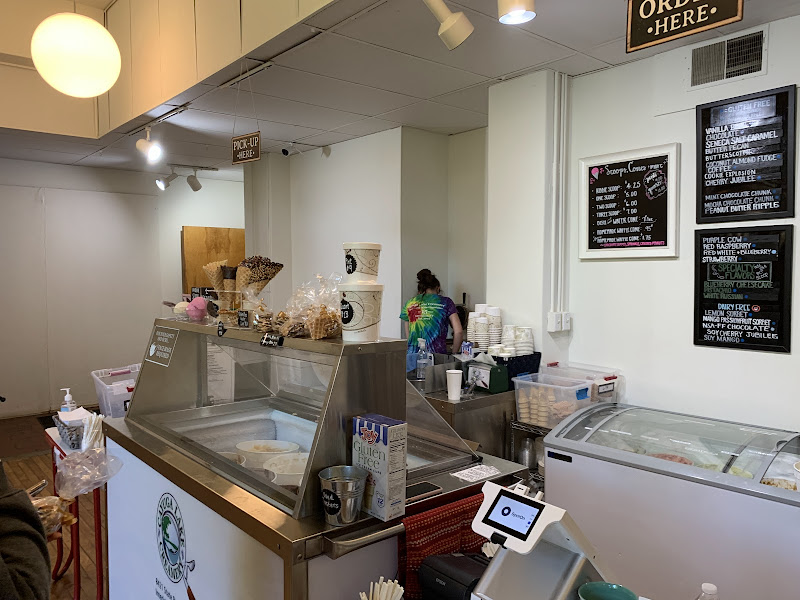 Cayuga Lake Creamery at The Dewitt Mall