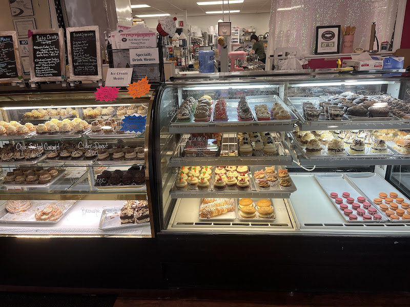 Whoopie-Doo & Cupcakes too