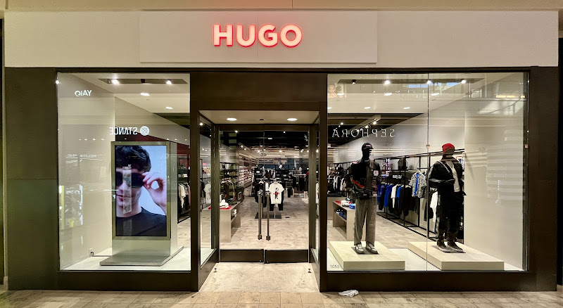 HUGO Store - LV Fashion Show