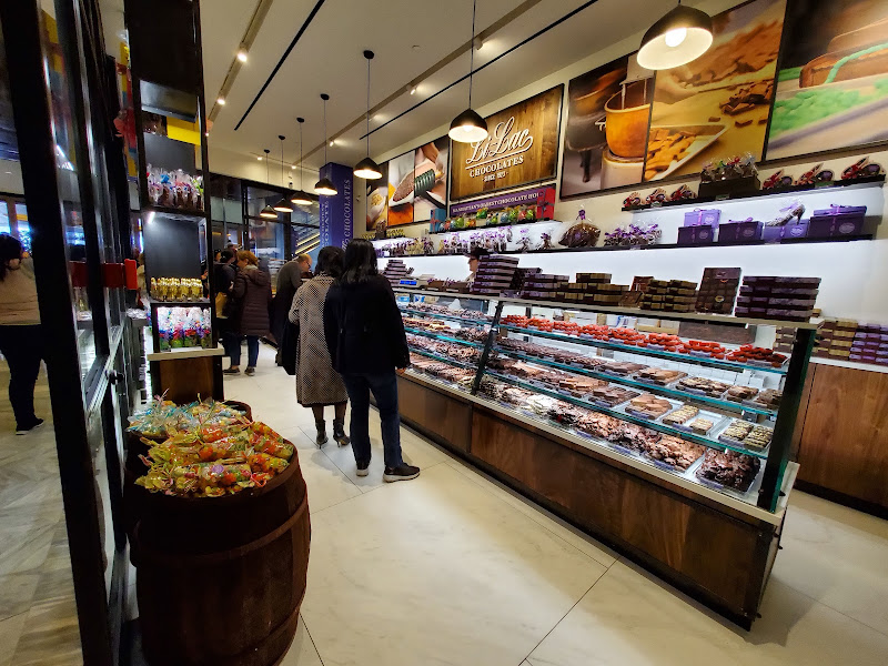 Li-Lac Chocolates (Hudson Yards)