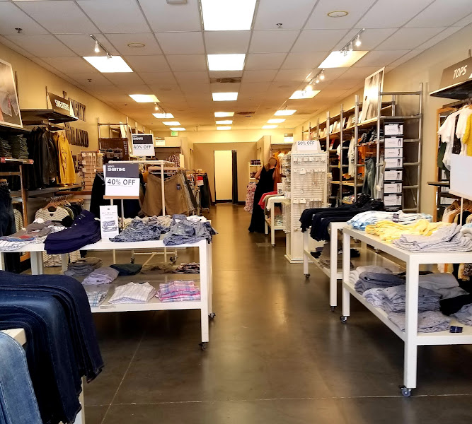 Lucky Brand