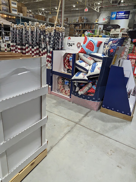 Lowe's Garden Center