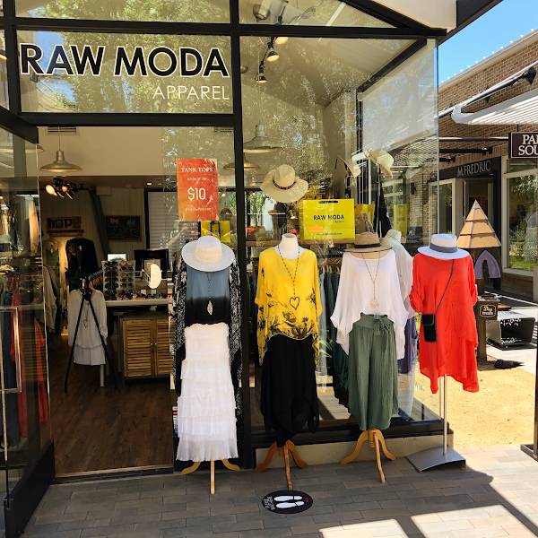 Raw Moda Apparel