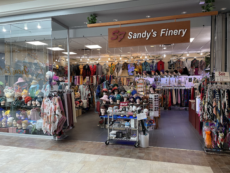 Sandy's Finery