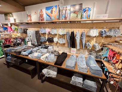 PacSun