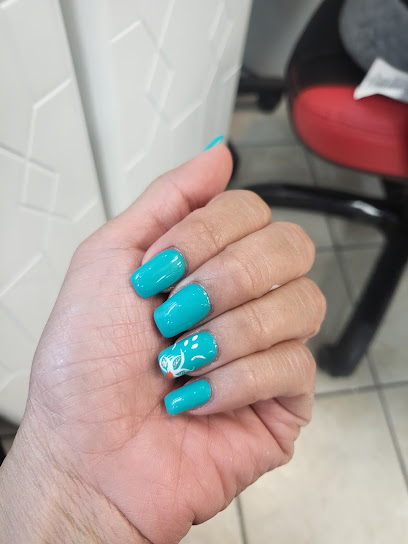 LL Nails