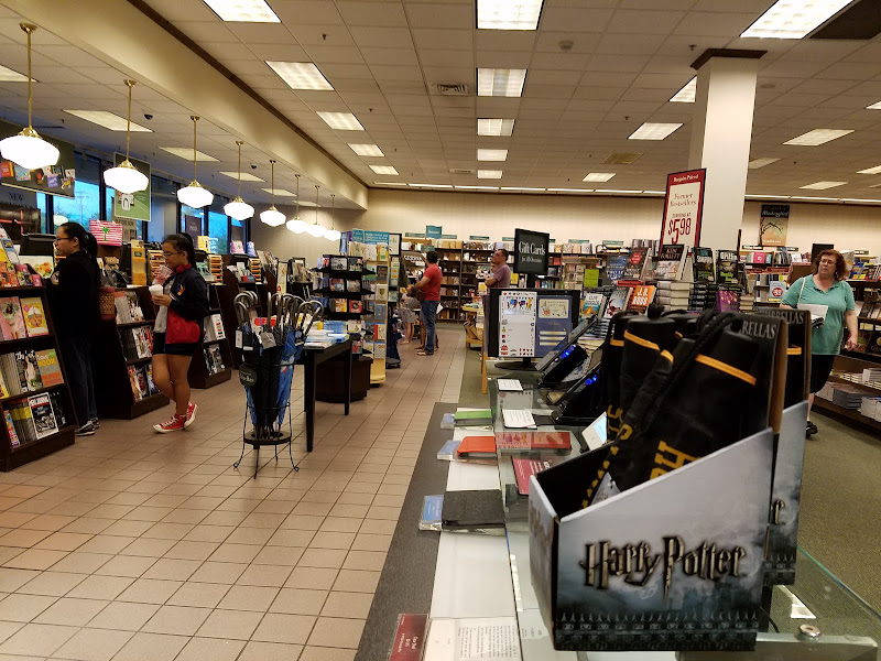 Barnes & Noble