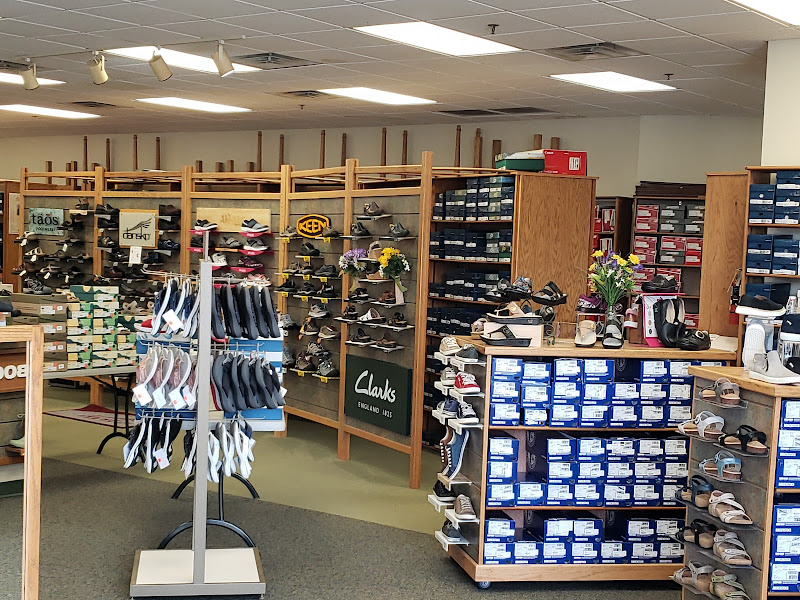 Brown's Shoe Fit Co