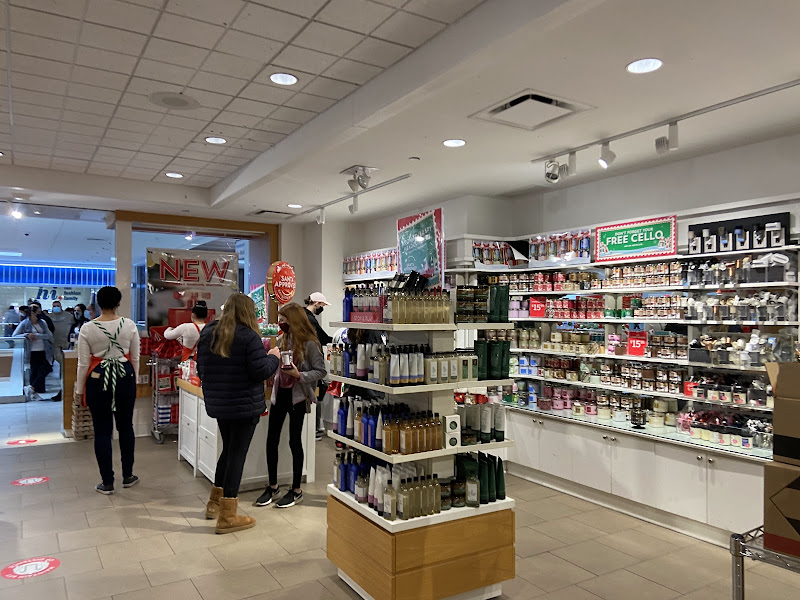 Bath & Body Works