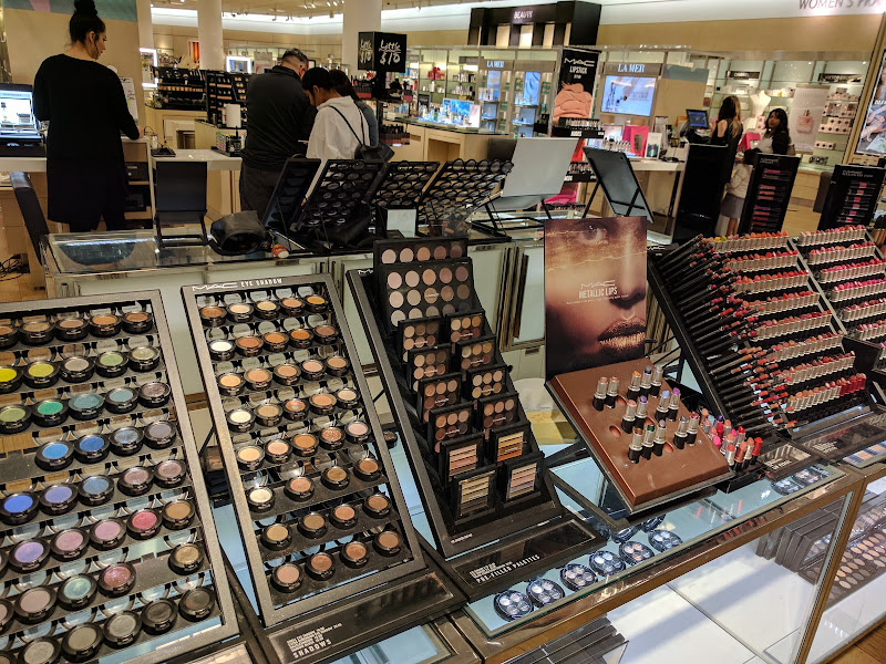 MAC Cosmetics