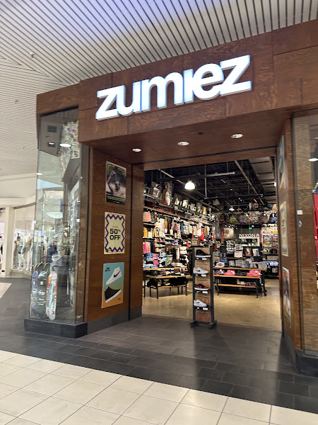 Zumiez