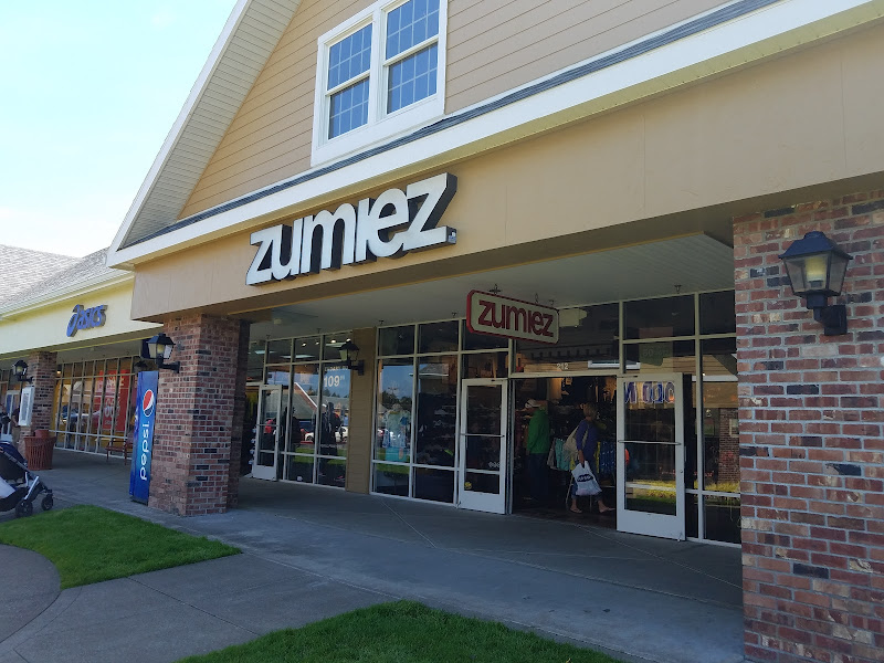 Zumiez