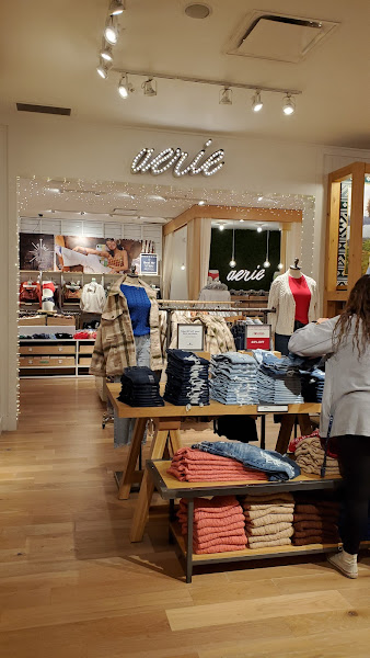 American Eagle & Aerie