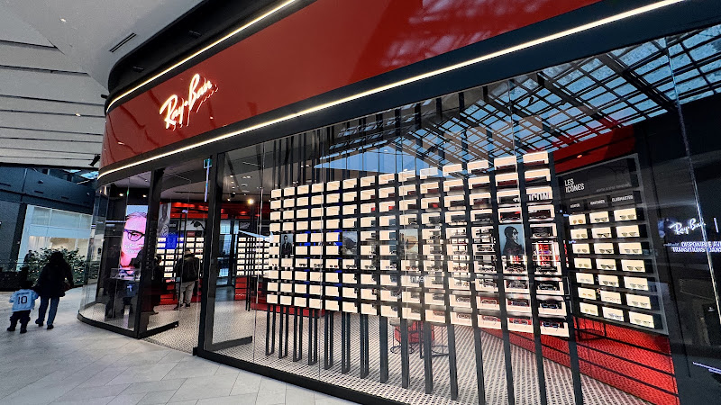 Ray-Ban