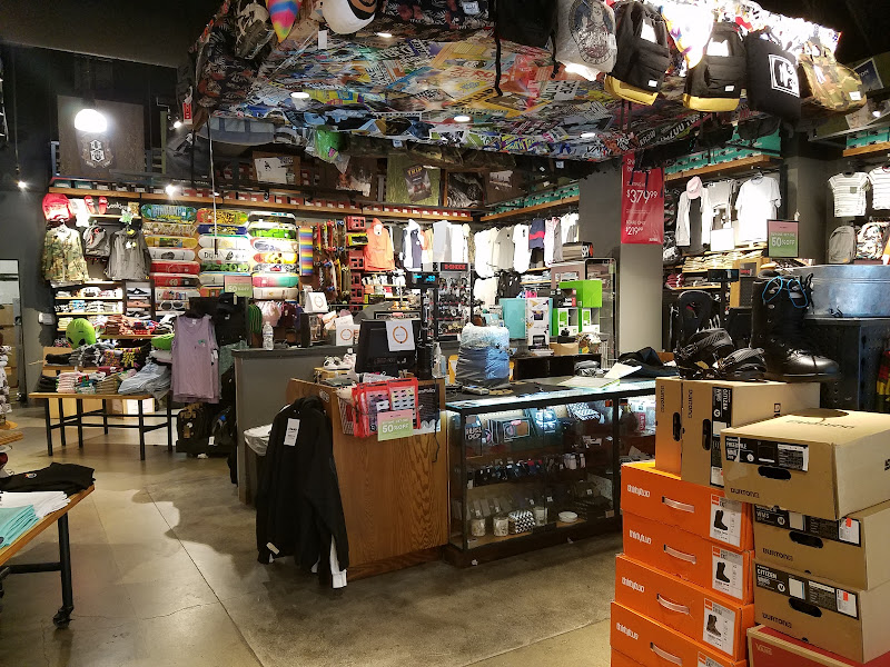Zumiez