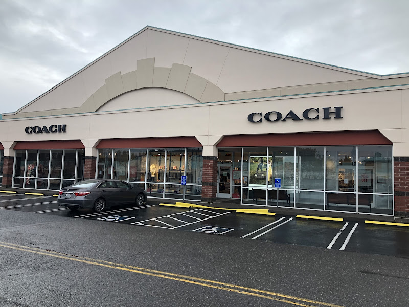 COACH OUTLET
