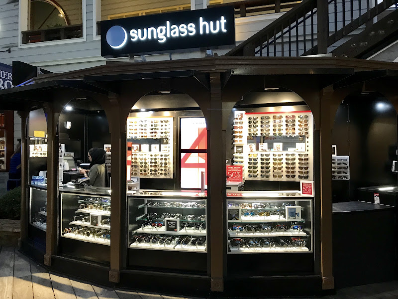 Sunglass Hut