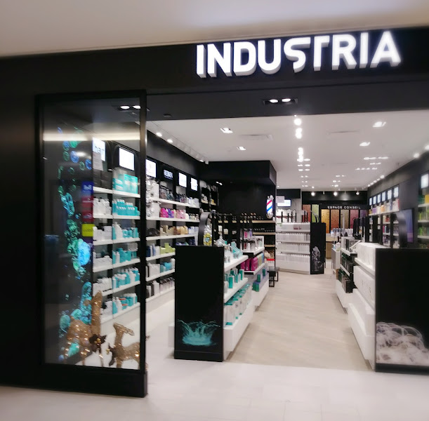 Boutique Industria Carrefour de L'Estrie