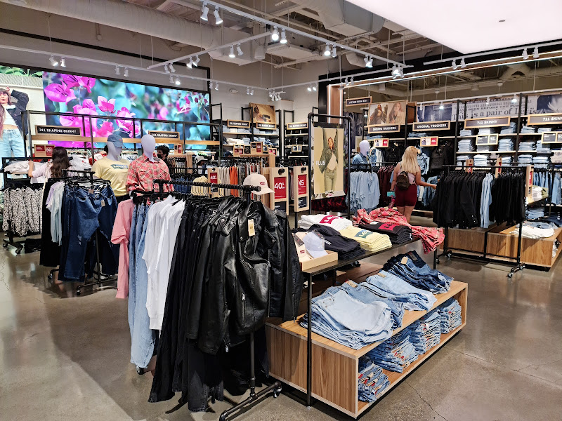Levi’s Outlet Store