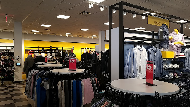 Bloomingdale's Outlet