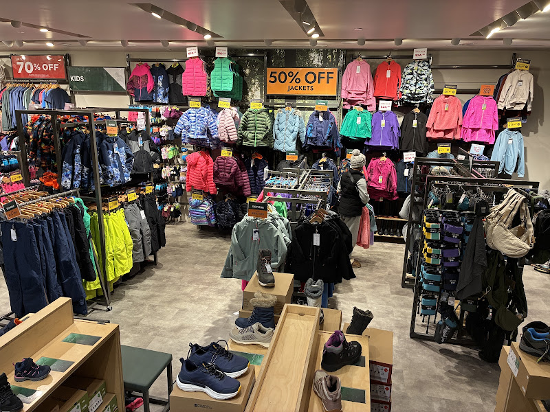 Mountain Warehouse