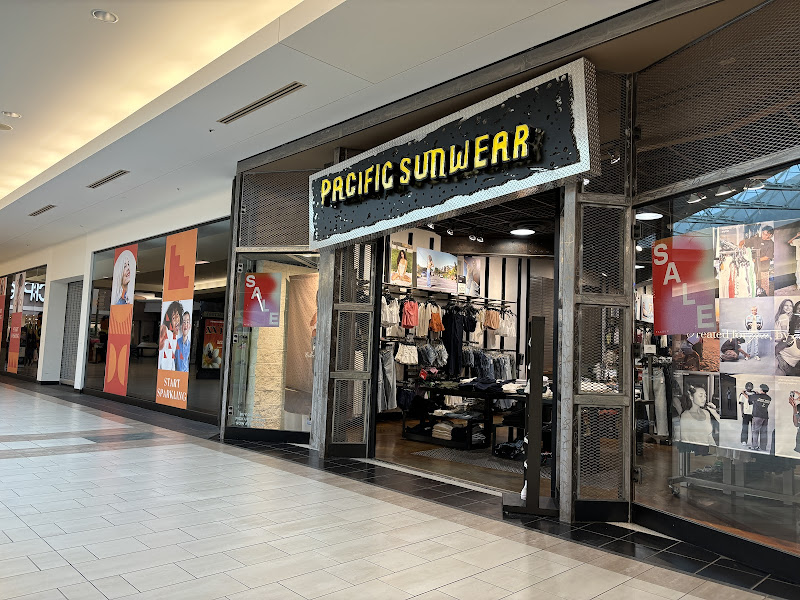 PacSun