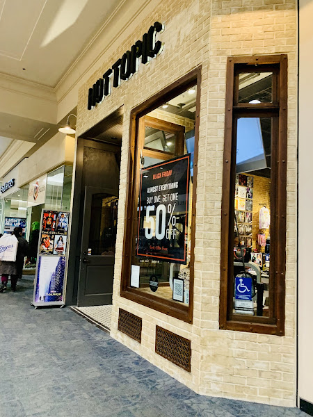 Hot Topic