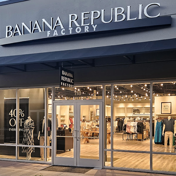 Banana Republic Factory Store