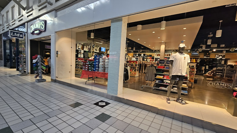 Champs Sports