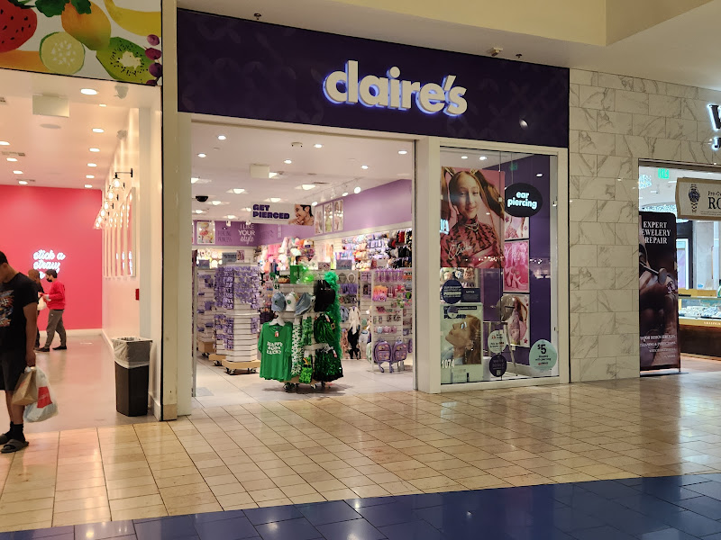 Claire's