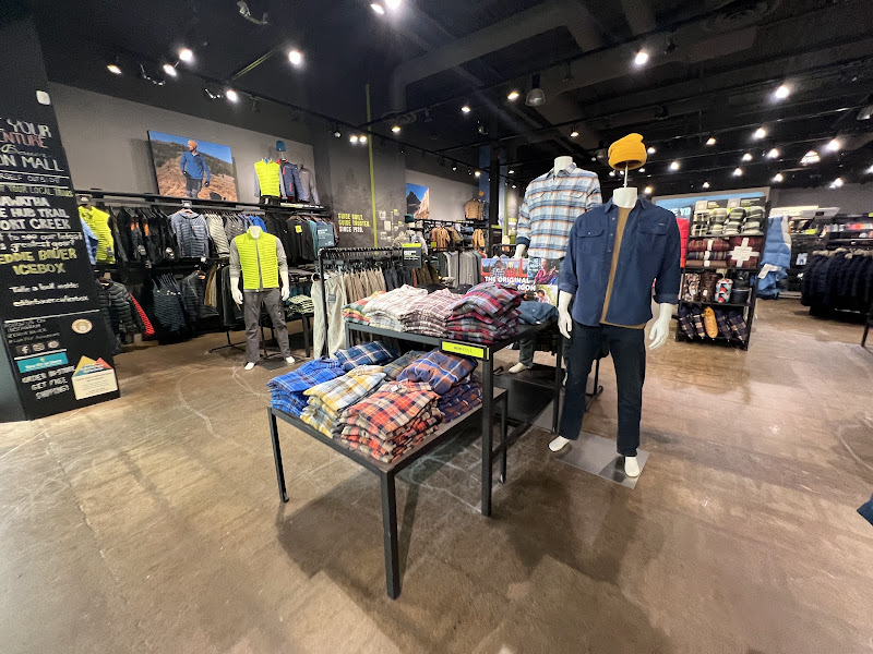 Eddie Bauer