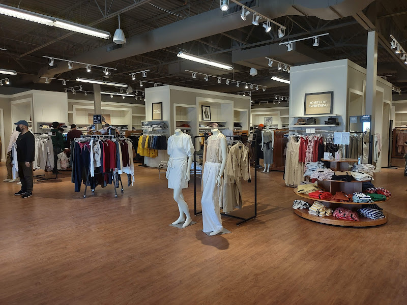 Banana Republic Factory Store