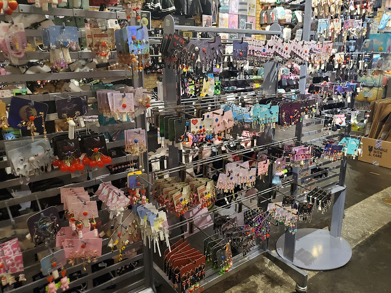 Hot Topic