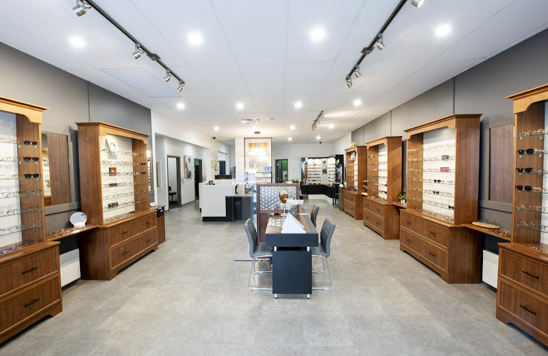 OPTOPLUS Rimouski- Pascale Rousseau Opticienne