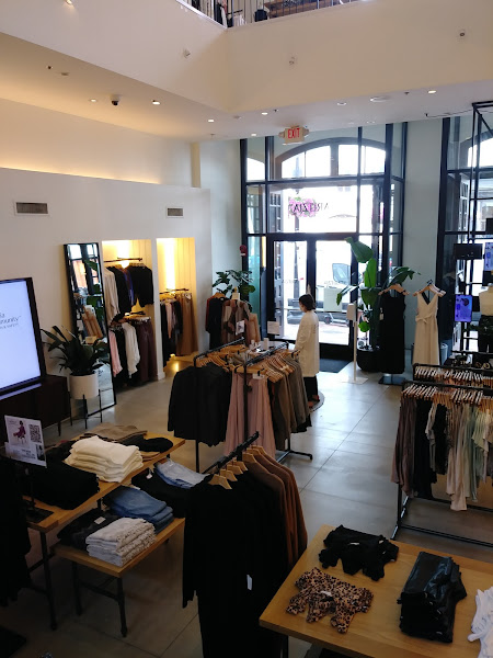 Aritzia