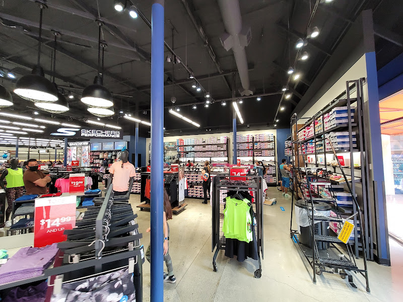 SKECHERS Factory Outlet
