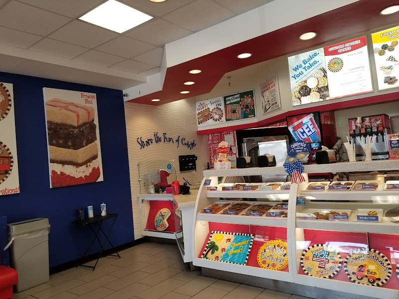 Great American Cookies/Pretzelmaker