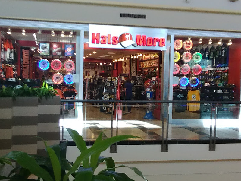 Hat's & More