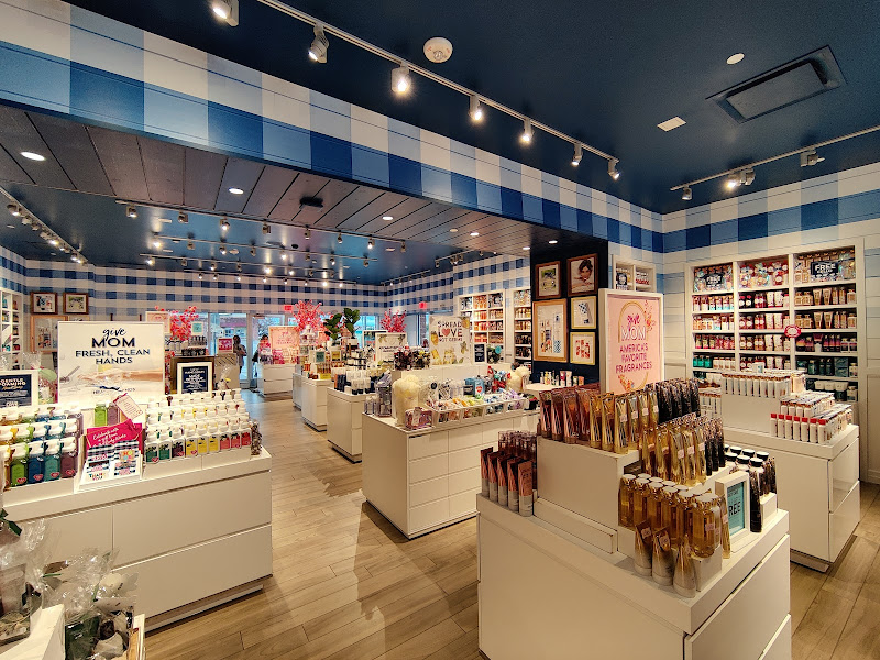 Bath & Body Works